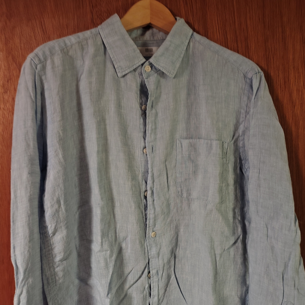 Uniqlo 100% Linen Light Blue Shirt